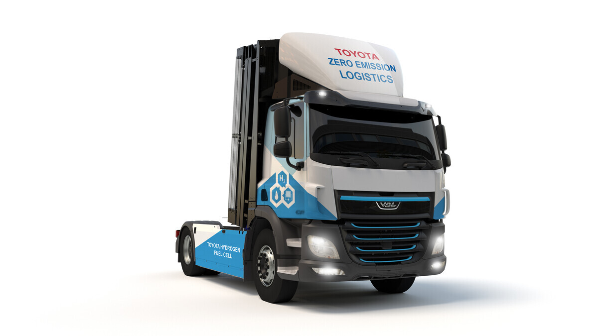 81421 toyota hydrogen fuelcell truck demo web lr